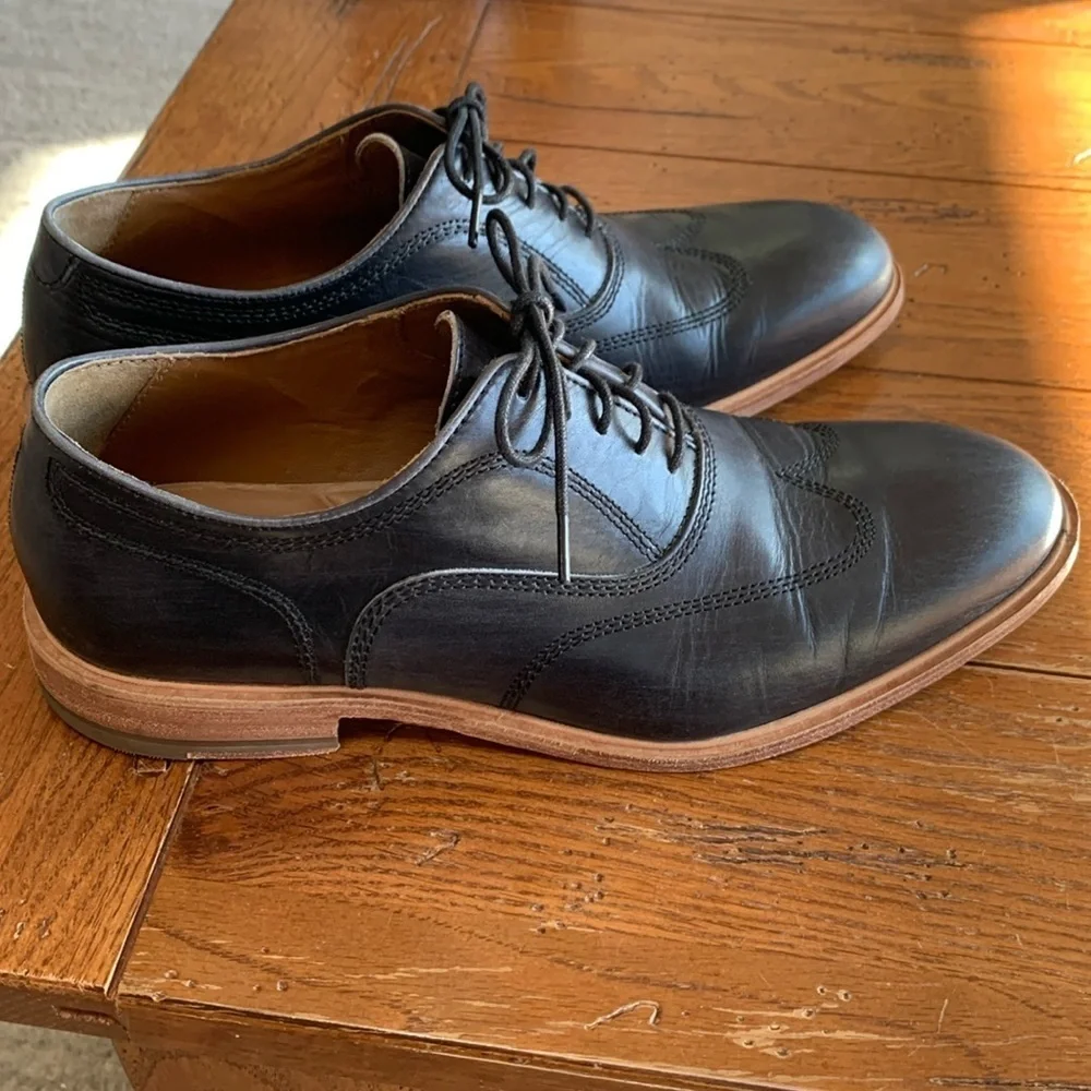 Johnston & Murphy classic wingtip